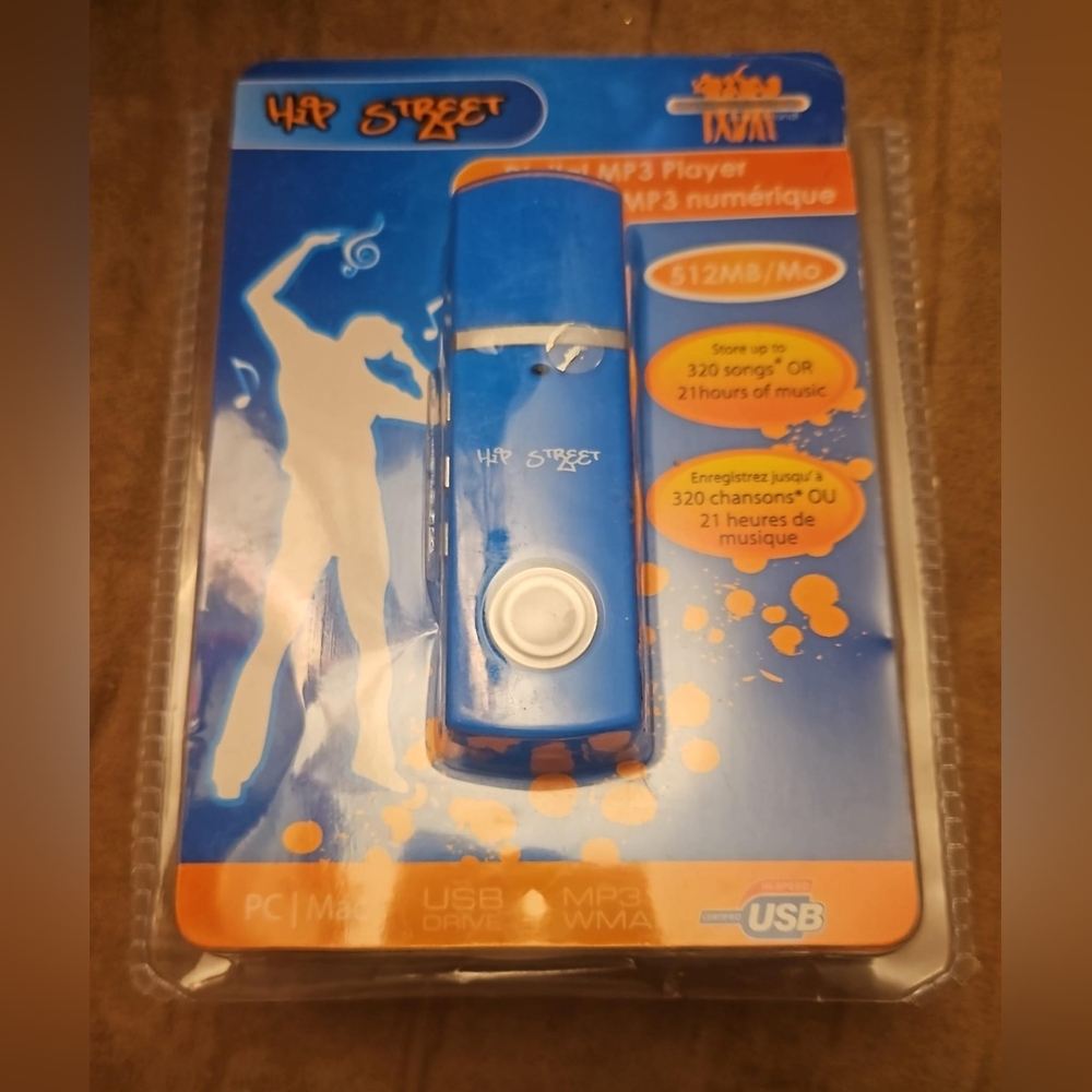 Hip Street Digital MP3 Player-512mb-takes 1 AAA battery-earphones included